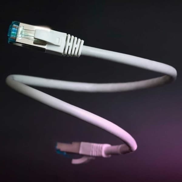 NANOCABLE 10.20.1702 2m Cat.7 600Mhz LSZH SFTP PIMF Ethernet-kabel RJ45 LAN Local Area Network för PC Laptop PS4 PS5