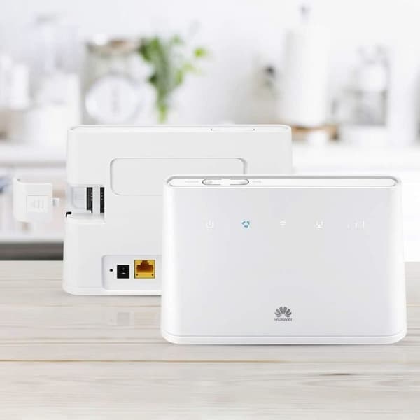 Trådlös 4G-router - HUAWEI - B311-221 - WiFi upp till 300 Mbps - GE LAN/WAN-port - Elegant design