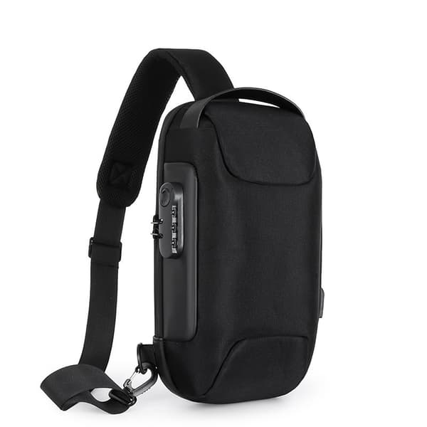 INF Crossbody-taske med vandafvisende stof Sort