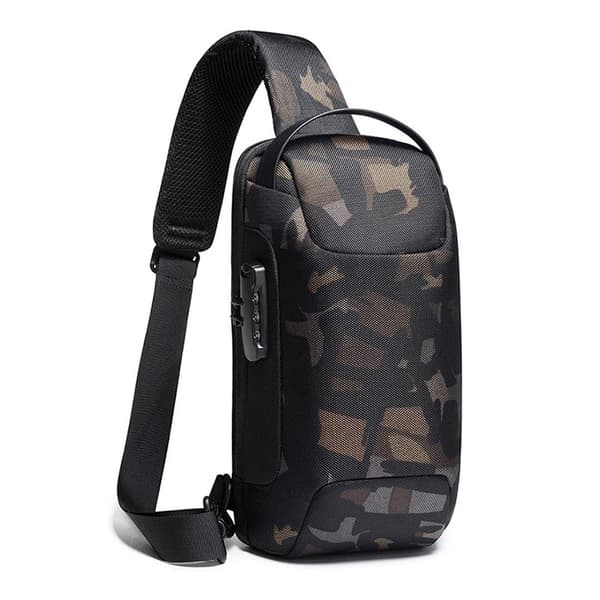 INF Crossbody-taske med vandafvisende stof
