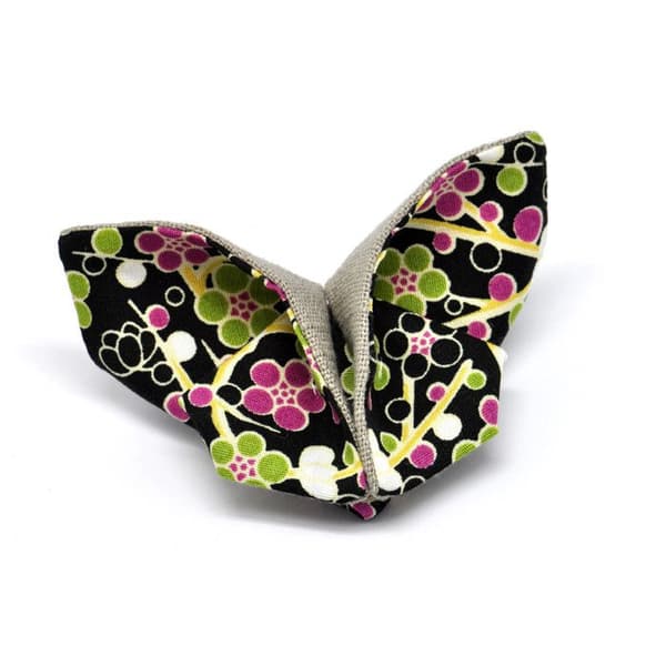 Broche Origami Fjäril i svart tyg