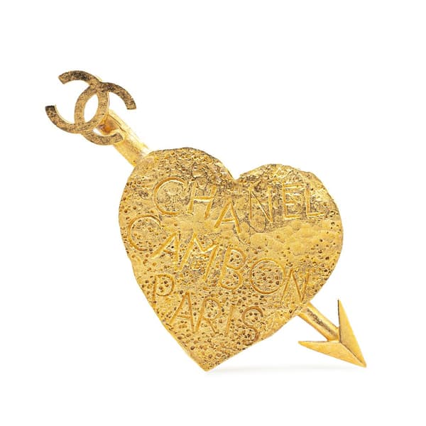 Pre-owned Chanel Gold Plated CC Heart and Arrow Brooch Gold