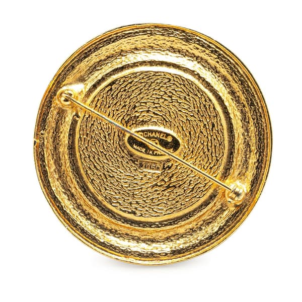 Pre-owned Chanel Vintage '31 Rue Cambon' Hammered Brooch Gold