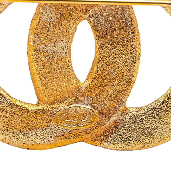 Pre-owned Chanel Gold Plated CC Brooch Gold