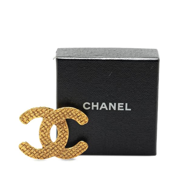 Pre-owned Chanel Gold Plated CC Brooch Gold