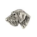 Miniatyrbillede 3 af 6: Gravhund II - forsølvet hundebroche, elegant nål, jakke revers dekoration af Art-Dog