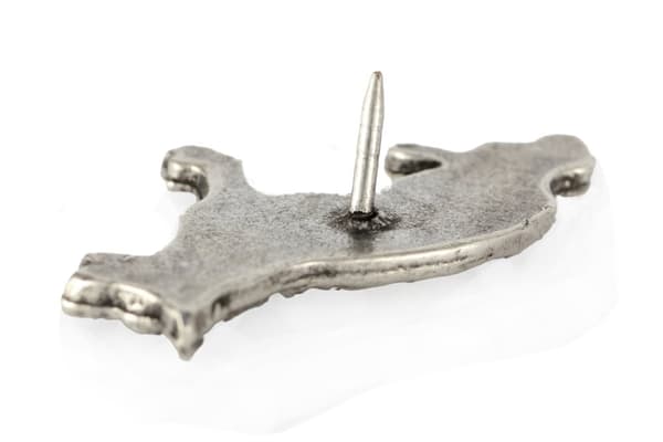 Schäfer, Alsace II - silverpläterad hundbrosch, elegant nål, kavajslagsdekoration av Art-Dog