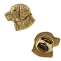 Pikkukuva 1 / 7: Golden Retriever I - rintakoru koiralla koristelaatikossa, tyylikäs kullattu pinssi, Art-Dogin takkineula