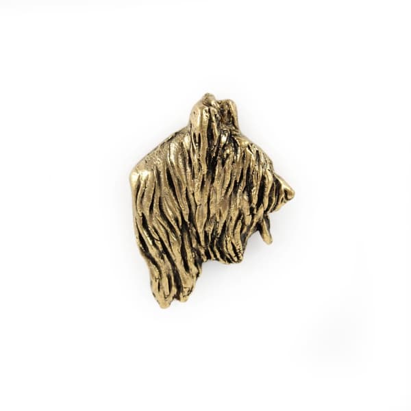 French Shepherd Briard, Berger de Brie - hundebroche i en dekorativ æske, elegant guldbelagt nål, Art-Dog jakkestift