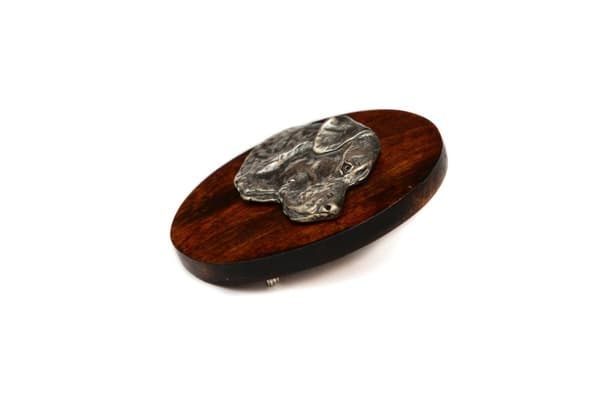 Labrador Retriever - broche til en hundeudstilling, klip til et startnummer, pin med en hund af Art-Dog