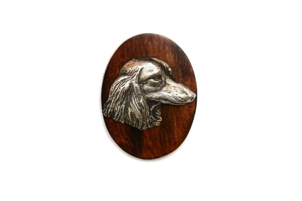 Gravhund V - broche til hundeudstilling, klip til startnummer, pin med hund af Art-Dog
