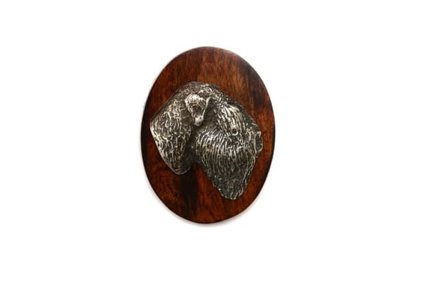 Russian Black Terrier - en brosch för en hundutställning, ett klipp för ett startnummer, en nål med en hund av Art-Dog