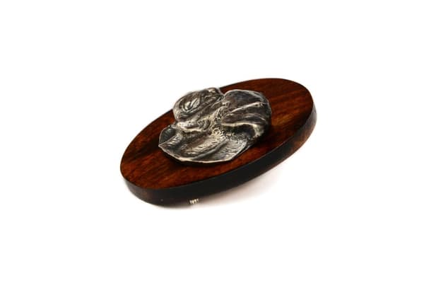 Amerikansk bulldog - hundeudstillingsbroche, løbsnummerklip, hundenål fra Art-Dog