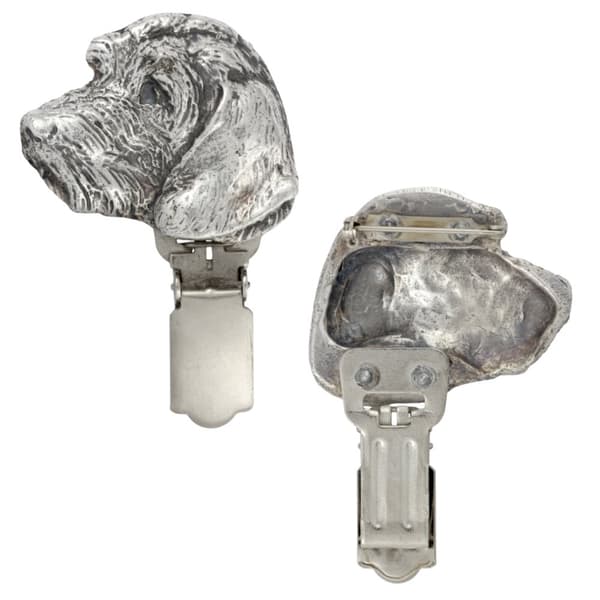 Stråhåret gravhund - broche med clips, startnummerholder, forsølvet nål til hundeudstillinger af Art-Dog