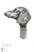 Pikkukuva 3 / 9: Lyhytkarvainen mäyräkoira - rintakoru klipsillä, aloitusnumeron pidike, hopeoitu neula koiranäyttelyihin Art-Dog
