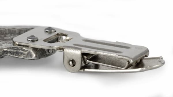 Faraos hund, maltesisk greyhound - broche med clips, startnummerholder, forsølvet hundeudstillingsnål af Art-Dog