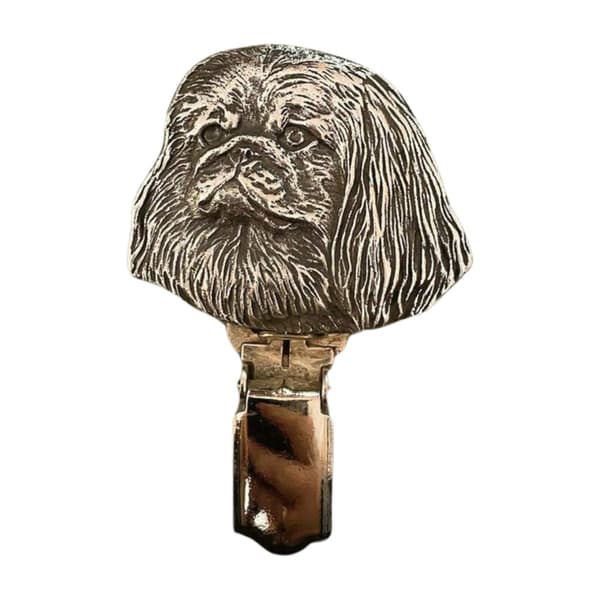 Pekingese - rintakoru klipsillä, aloitusnumeron pidike, hopeoitu neula koiranäyttelyihin Art-Dog