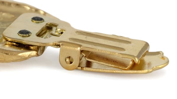 Brussels Griffon, Griffon bruxellois - broche med clips, forgyldt startnummerholder, gave til en hundeudstilling af Art-Dog