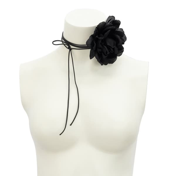 INF Satin stof overdrevet stor blomsterbroche