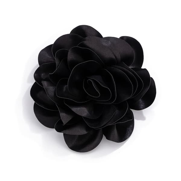 INF Overdreven Stor Blomst Broche i Satin Stof