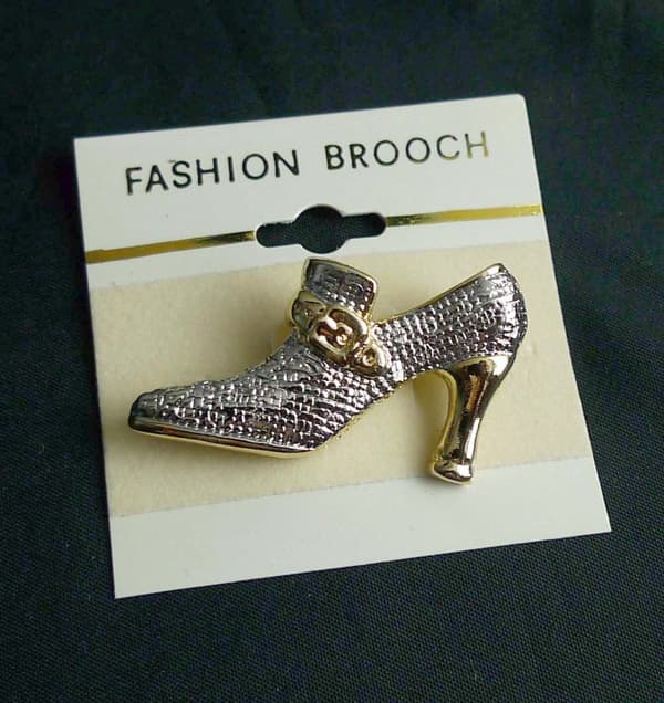 Brosch Sko