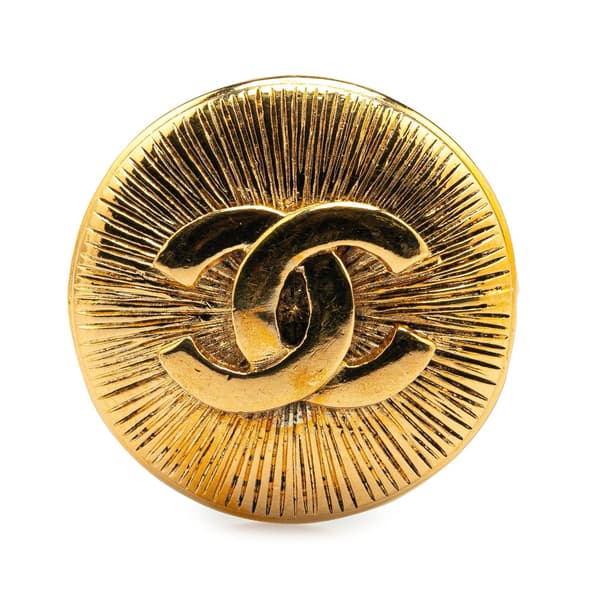 Pre-owned Chanel Gold Plated CC Round Brooch Gold