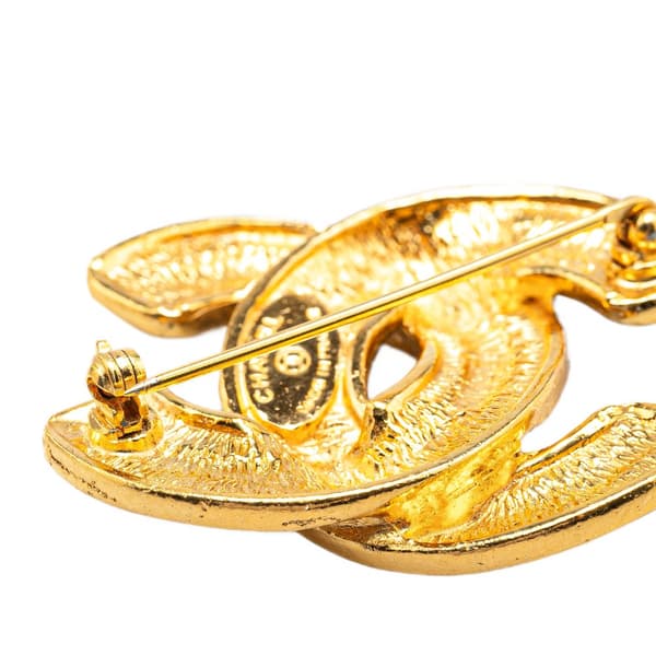 Pre-owned Chanel Gold Plated CC Quilted Brooch Gold