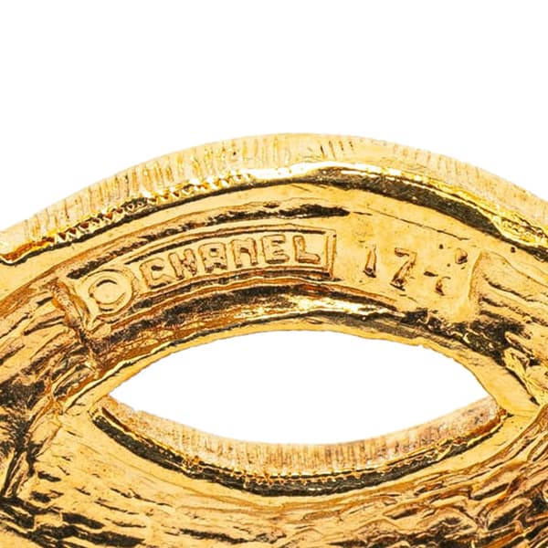 Pre-owned Chanel Gold Plated CC Rhinestones Turn Lock Brooch Gold