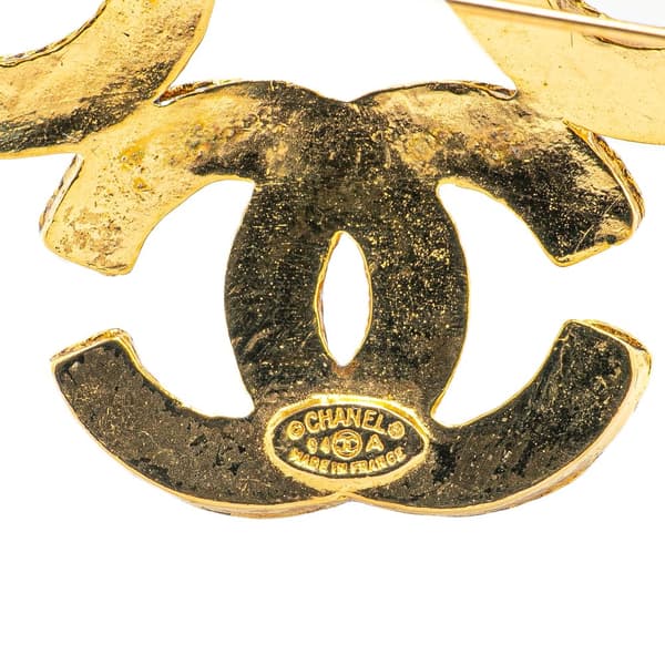 Pre-owned Chanel Gold Plated Triple CC Brooch Gold