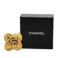 Miniatyrbilde 4 av 4: Pre-owned Chanel Gold Plated CC Clover Brooch Gold