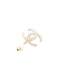 Miniatyrbillede 3 af 5: Pre-owned Chanel Gold Plated Faux Pearl CC Drop Brooch White
