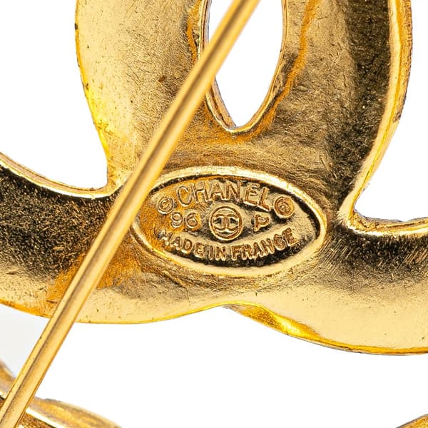Pre-owned Chanel CC Gold Plated Chain Round Brooch Gold