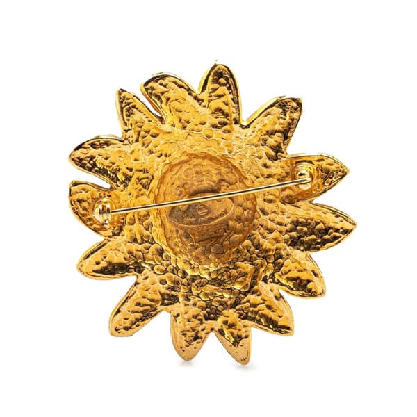 Pre-owned Chanel Gold Plated Sunburst Brooch Gold