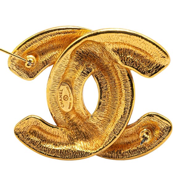 Pre-owned Chanel Gold Plated CC Quilted Brooch Gold