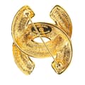Miniatyrbillede 3 af 4: Pre-owned Chanel Gold Plated CC Quilted Brooch Gold