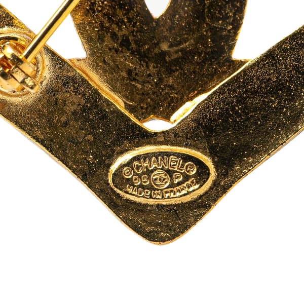 Pre-owned Chanel Gold Plated CC Heart Brooch Gold