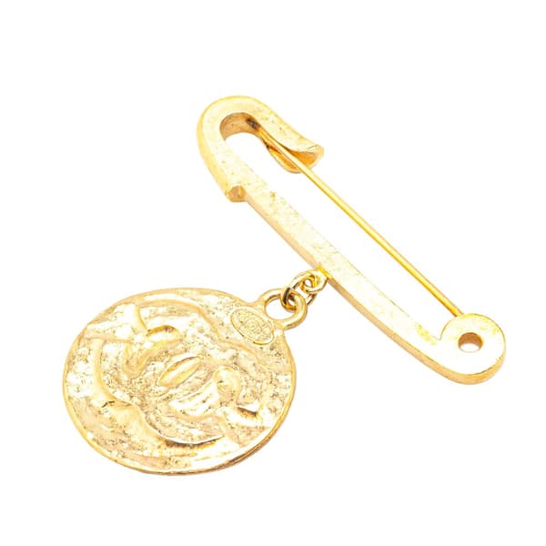 Pre-owned Chanel Gold Plated CC Medallion Safety Pin Brooch Gold