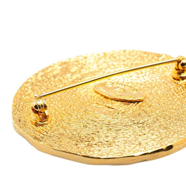 Pre-owned Chanel Gold Plated 31 Rue Cambon Round Brooch Gold