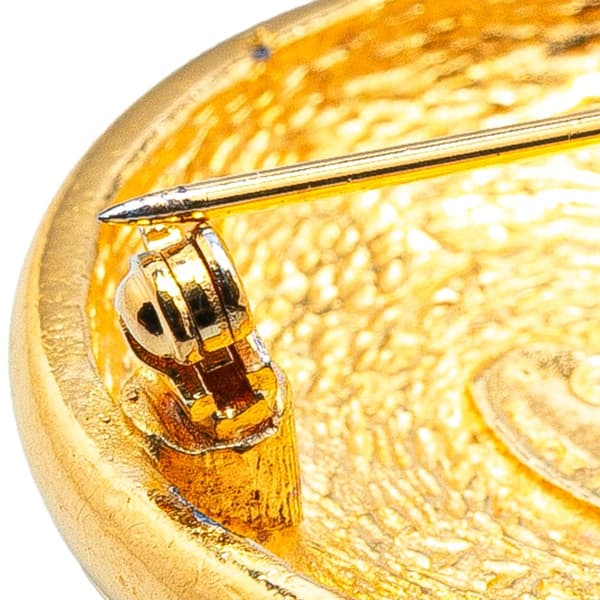 Pre-owned Chanel Gold Plated CC Round Brooch Gold