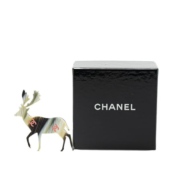 Pre-owned Chanel Resin CC Reindeer Brooch Gray