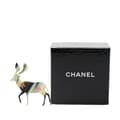 Pikkukuva 5 / 5: Pre-owned Chanel Resin CC Reindeer Brooch Gray