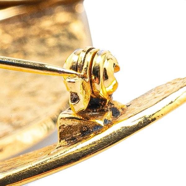 Pre-owned Chanel Gold Plated CC Brooch Gold