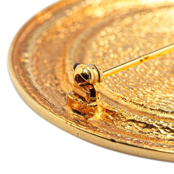 Pre-owned Chanel Gold Plated 31 Rue Cambon Round Brooch Gold