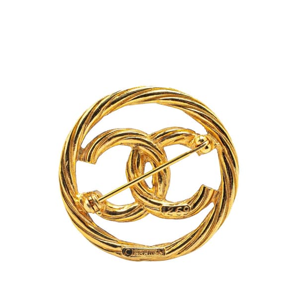 Pre-owned Chanel Gold Plated CC Round Brooch Gold