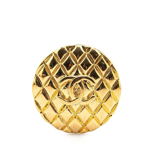 Pre-owned Chanel Gold Plated CC Quilted Round Brooch Gold