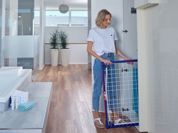 LEIFHEIT PEGASUS 200 torktumlare för komfortfot - L 167 x D 66 x H 87 cm - 2 vågiga trådar