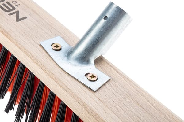 60 cm gadebørste med metalskaft. Professionel linje