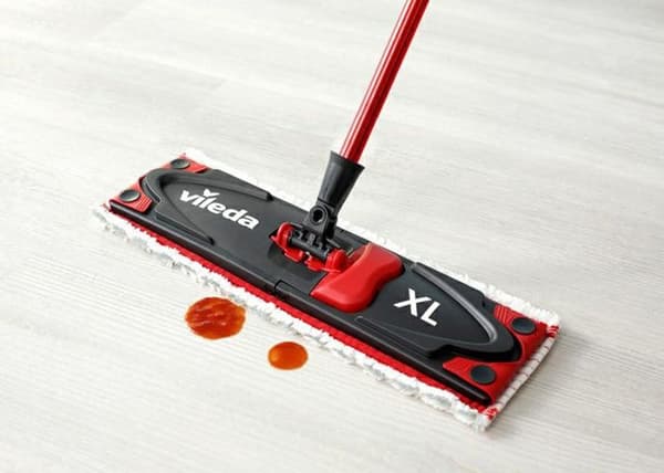 VILEDA ULTRAMAX XL 42cm Rengöringssats för hinkar och plattmoppar