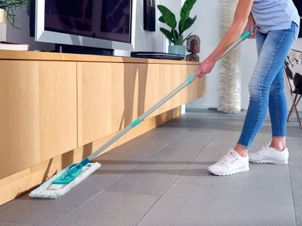 Balai mop Leifheit Profi XL micro duo 55019, platt moppe 42 cm, golvmopp med mikrofiberhuvud perfekt för alla släta golv.