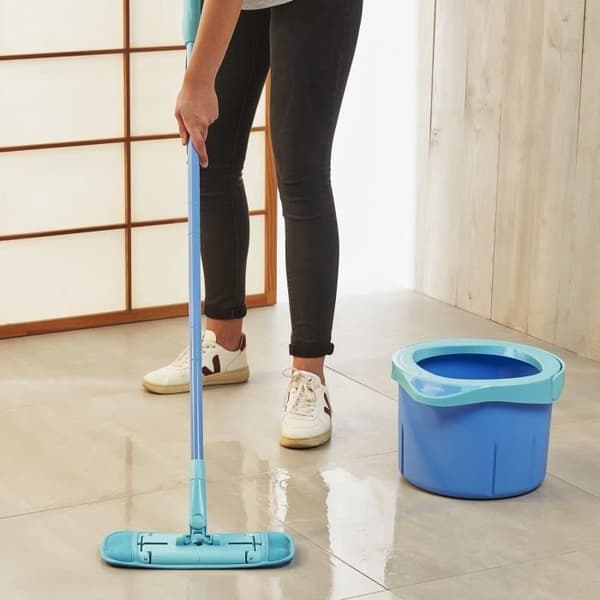 SPONTEX Kit Flat Mop & Bucket Express System+ Compact + 1 Refill - Roterande Spin